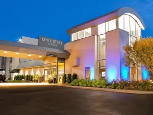 DoubleTree by Hilton Roseville Minneapolis