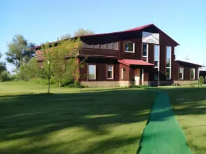 Zapovednaya Skazka Hotel