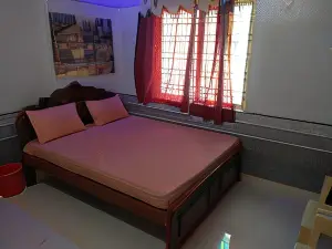 Sri Priya Lodge