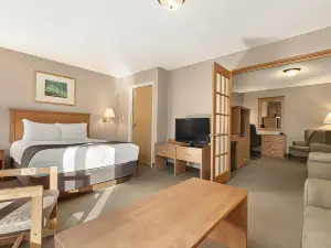 Days Inn & Suites by Wyndham Thunder Bay