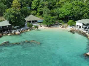 Minang Cove Resort
