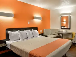 モーテル 6 トレド オハイオ