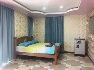 Rim Bueng Suan Prik Resort