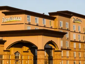 Radisson Hotel & Suites Fort McMurray