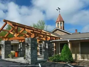 Village Inn - Blowing Rock