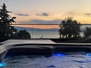Lago Hotel
