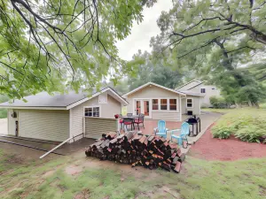 Family-Friendly Twin Lakes Home Near Lake Mary!