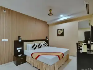 Hotel Silver Oak, Bilaspur