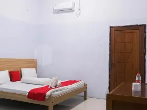 The Karo's Residence Mitra RedDoorz