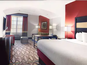 La Quinta Inn & Suites by Wyndham Starkville at MSU
