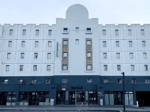 Hôtel Kyriad Le Bourget