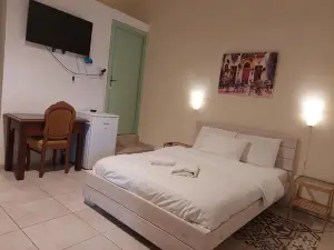 阿爾比沙拉旅館