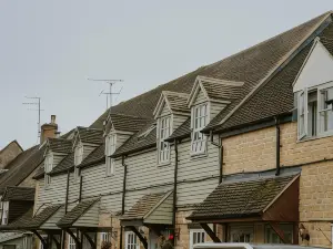 Redesdale Arms Hotel