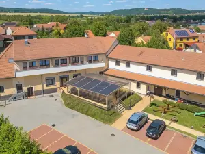 Apartmány, Penzion, Wellness U zlaté Rybky