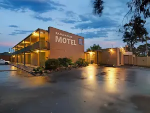 Parkwood Motel and Apartments