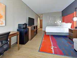 La Quinta Inn & Suites by Wyndham Lakeway