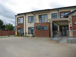 4 Seam Guest House