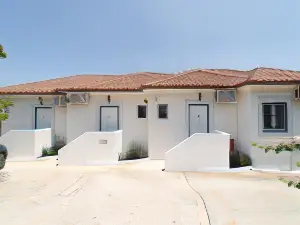 Blue Houses Maisonettes