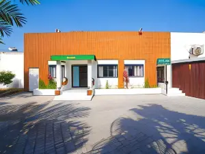 Tropicana Hotel