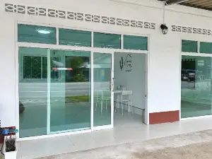 Safe House cafe and homestay #4