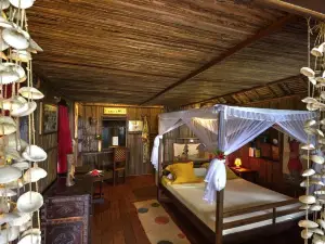 Analatsara Eco Lodge