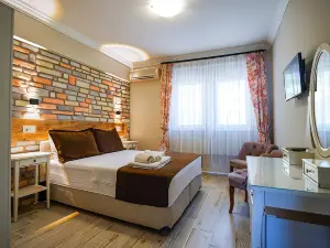 Ilyada Hotel