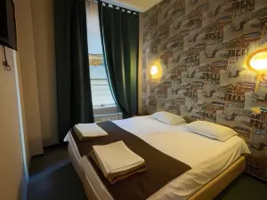 LITE Hotel (Лайт Отель)