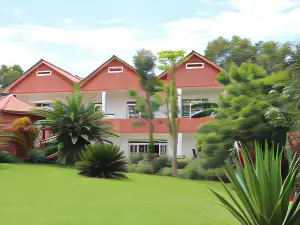 Hôtel Maisons-Sifa