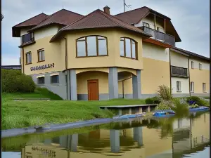 Penzion Starý dvůr