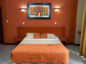 Hotel Everlast