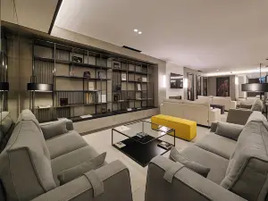 1881 Madrid Ventas Hotel