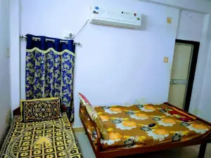 Hotel Royal Happinezz