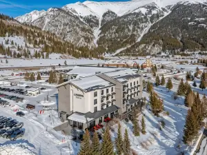 Cambria Hotel Copper Mountain