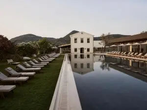 The Olivar Suites