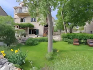 Authentic Stone House Lola