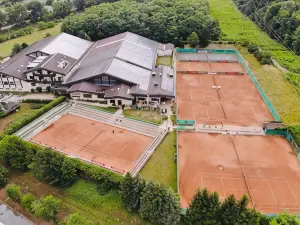 Tennis- und Freizeitzentrum Neudörfl