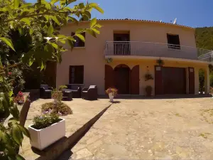 Villa Emmony