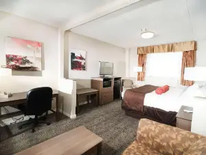 Best Western Plus Sandusky Hotel  Suites