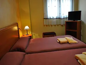 Hostal Puerta del Valle