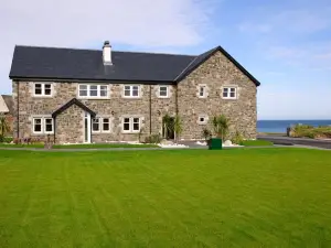 The Ugadale Hotel & Cottages