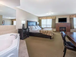 Ramada by Wyndham Wainwright