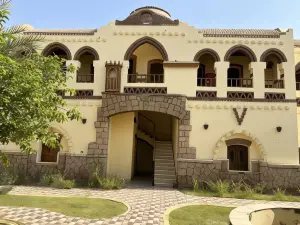 Elphardous Oasis Hotel