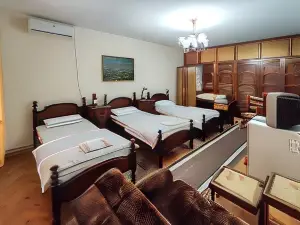 Pansion Jakić