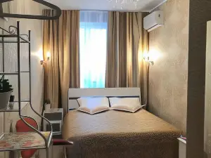 Crocus Star Hotel
