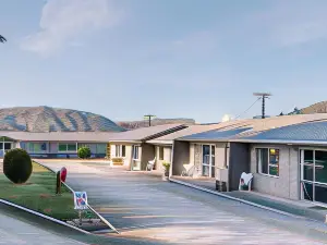 Flaxbourne Motels