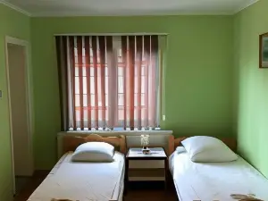 Engi Panzió