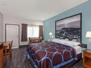 Super 8 by Wyndham El Cajon/San Diego