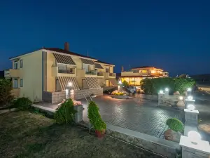 Evgatis Hotel