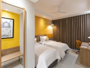 Hometel Alambagh Lucknow