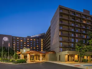DoubleTree by Hilton Hotel Denver